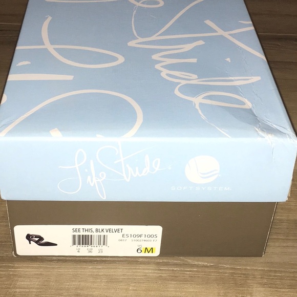 Life Stride Flex Soft System Black Pointy Toe Velvet Strappy Heels Size 6 - Picture 9 of 11